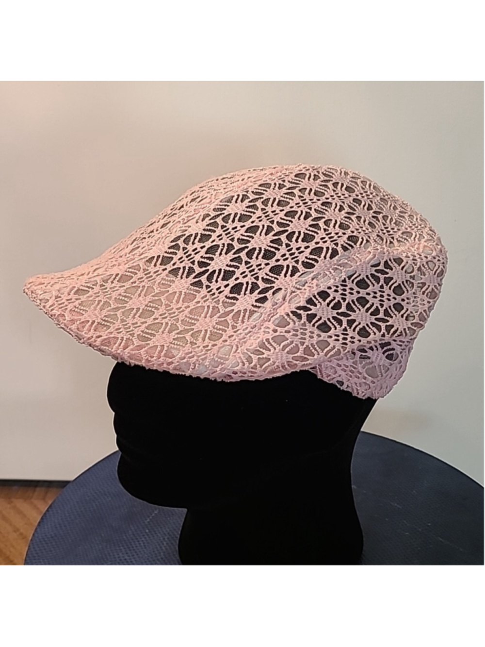 Nubao Pink Beret lace Pink Hat.( # 1521 g's tote) EC. Breathable fabric.